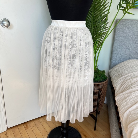 Victoria secret Lacey skirt - Picture 2 of 3